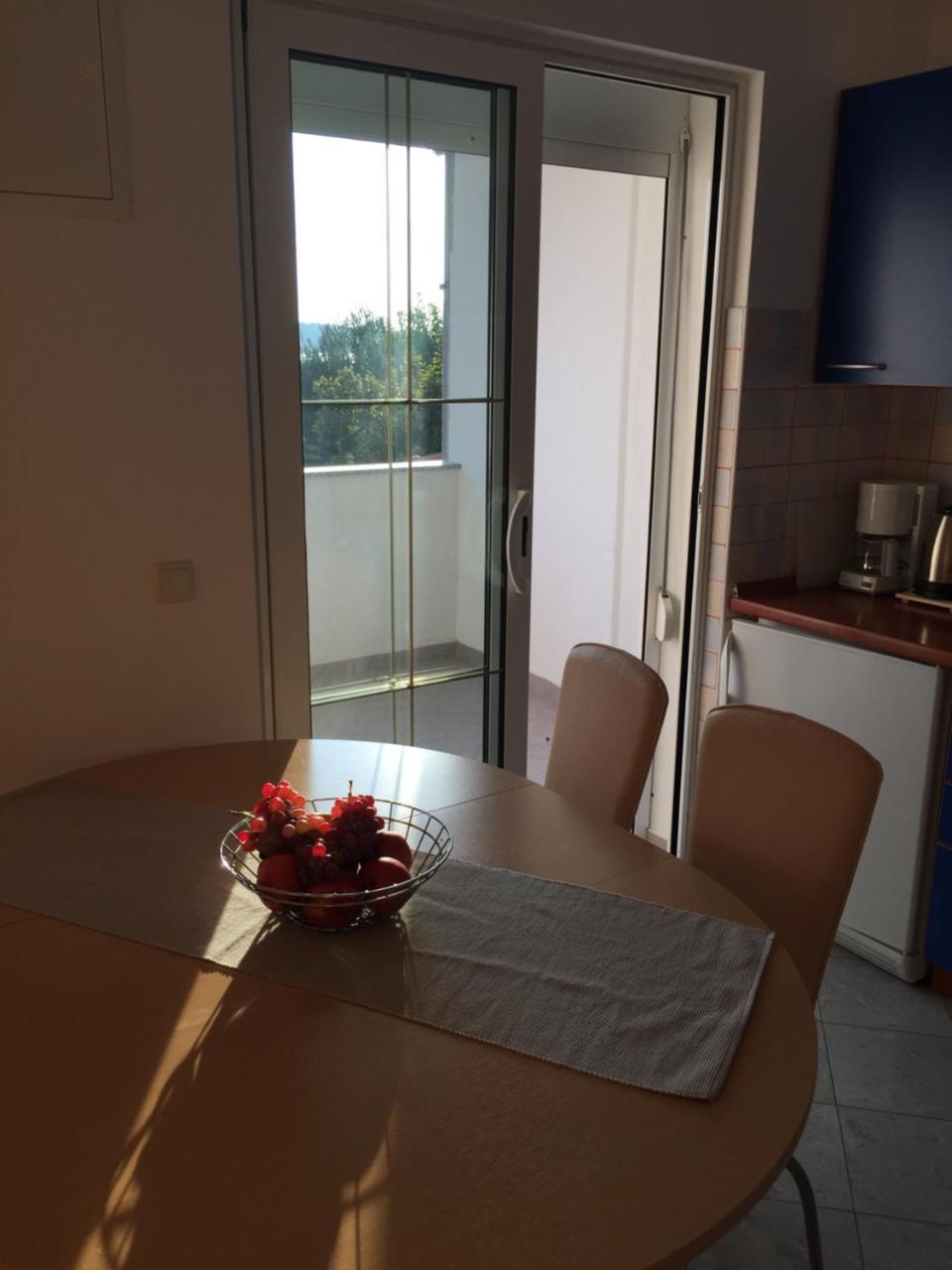 Apartments Nautica Barbat na Rabu Екстер'єр фото
