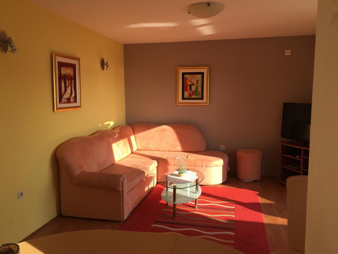 Apartments Nautica Barbat na Rabu Екстер'єр фото